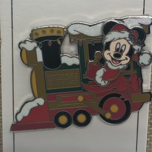 Mickey Disney Pin